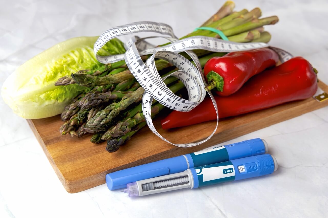 Ozempic,Insulin,Injection,Pen,For,Diabetics,And,Weight,Loss. eating out after bariatric surgery